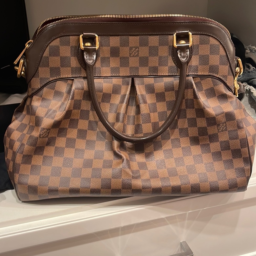 Louis Vuitton Damier Ebene Trevi